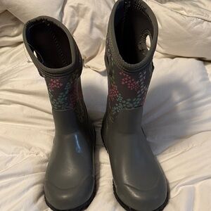 Kids Bogs Waterproof Gray Boots